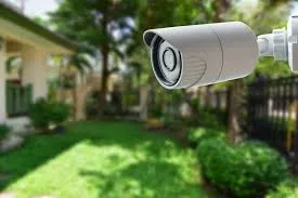 Sistema de câmeras de segurança para condomínios